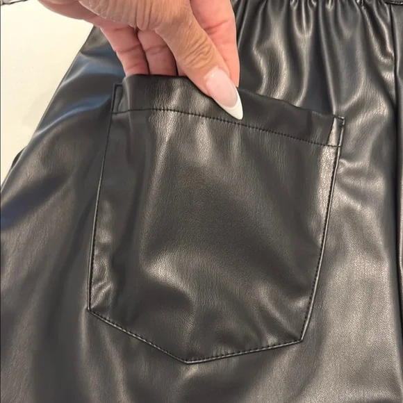 Zara High Waist Black vegan leather Shorts - Picture 8 of 11